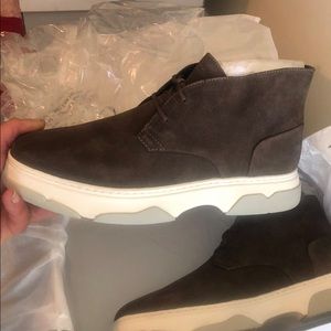 Calvin Klein men’s Perry Calf Suede Sneaker